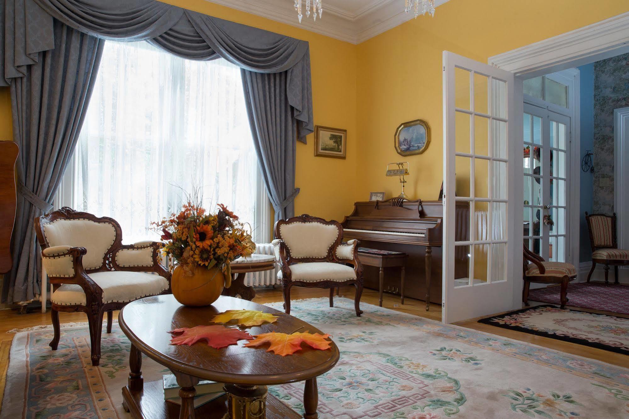 Fitzroy Hall Charlottetown Dış mekan fotoğraf